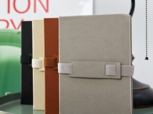 MOCO 타임리스 2025 레더밴드 다이어리 주문제작 L 147x215mm 대표이미지